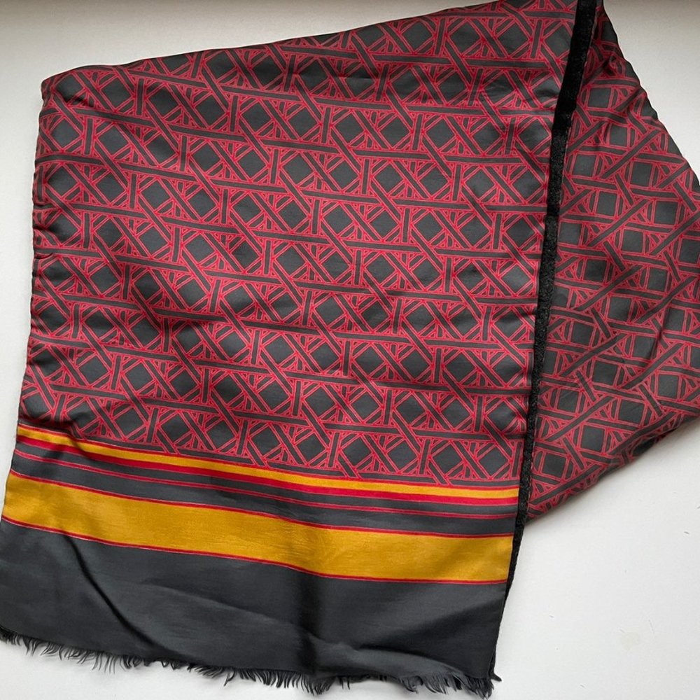 VTG Saks Fifth Ave 100% Cashmere Scarf